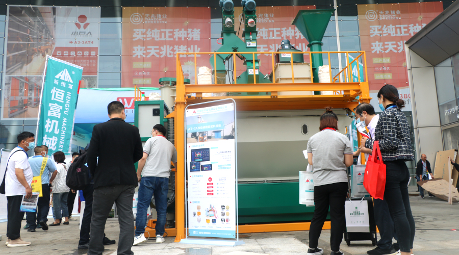 室（shì）外展位（wèi）直觀清晰了解AT—3A的真麵（miàn）目（mù）